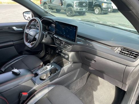 Used 2024 Ford Escape ST-Line Select w/ Tech Pack #2 image 28