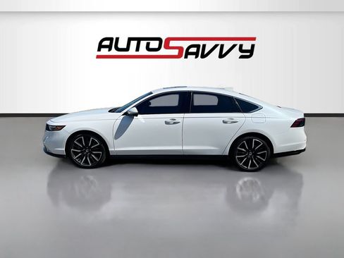 Used 2025 Honda Accord Touring image 4