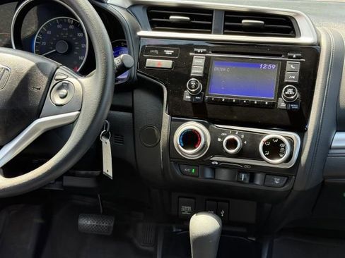 Used 2016 Honda Fit LX image 32