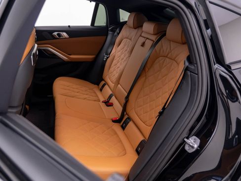 Used 2025 BMW X6 M60i w/ Executive Package AWD/4WD image 19
