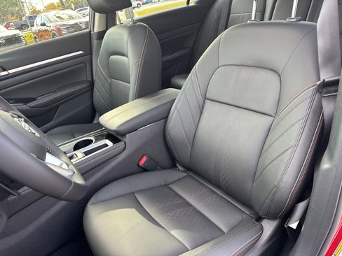 New 2025 Nissan Altima 2.5 SR image 25