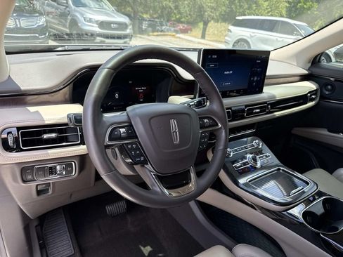 Used 2023 Lincoln Nautilus Reserve w/ Equipment Group 201A AWD/4WD image 33