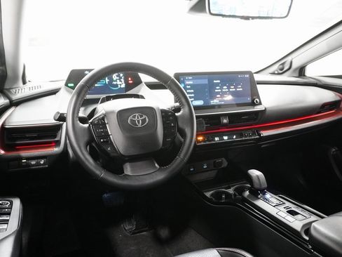 Used 2023 Toyota Prius Prime Premium image 17