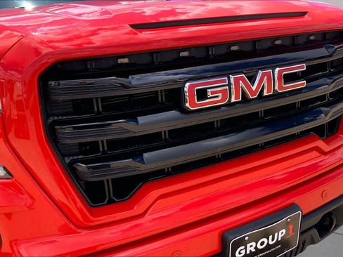 Used 2020 GMC Sierra 1500 Elevation w/ Elevation Value Package AWD/4WD image 36