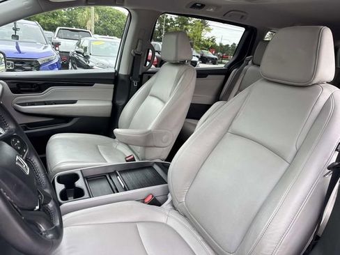 Certified 2022 Honda Odyssey Touring image 16