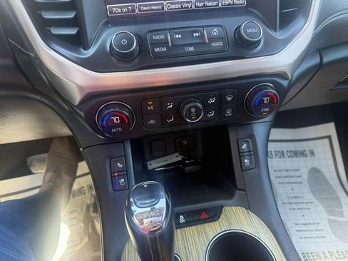 Used 2019 GMC Acadia Denali w/ Technology Package AWD/4WD image 19