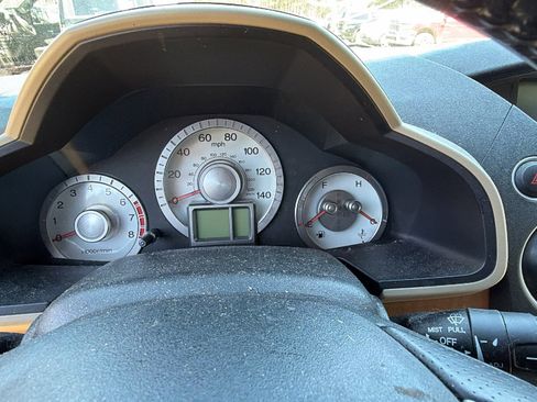 Used 2010 Honda Pilot EX-L image 18