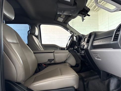 Used 2020 Ford F550 4x4 Crew Cab Super Duty image 11