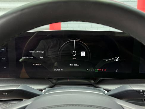 Used 2023 Lucid Air Touring AWD/4WD image 33