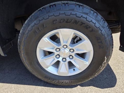 Used 2024 Chevrolet Silverado 1500 LT w/ Protection Package AWD/4WD image 10