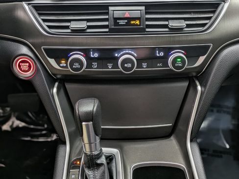 Used 2018 Honda Accord LX image 18