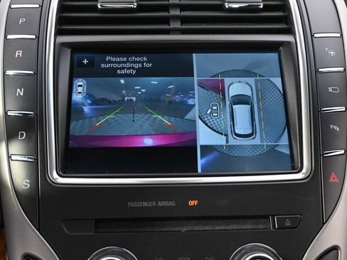 Used 2016 Lincoln MKX Reserve w/ Technology Package AWD/4WD image 30