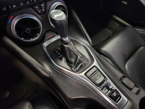 Used 2020 Chevrolet Camaro LT w/ RS Package RWD image 19