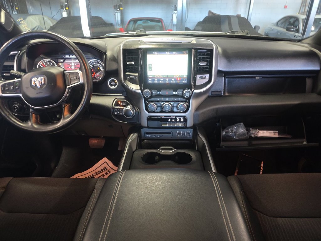 Used 2019 RAM 1500 Big Horn AWD/4WD image 3