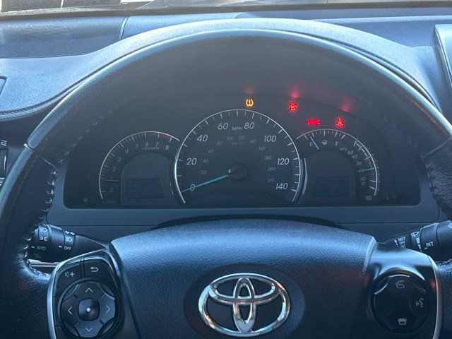Used 2012 Toyota Camry XLE w/ Leather Pkg FWD image 48