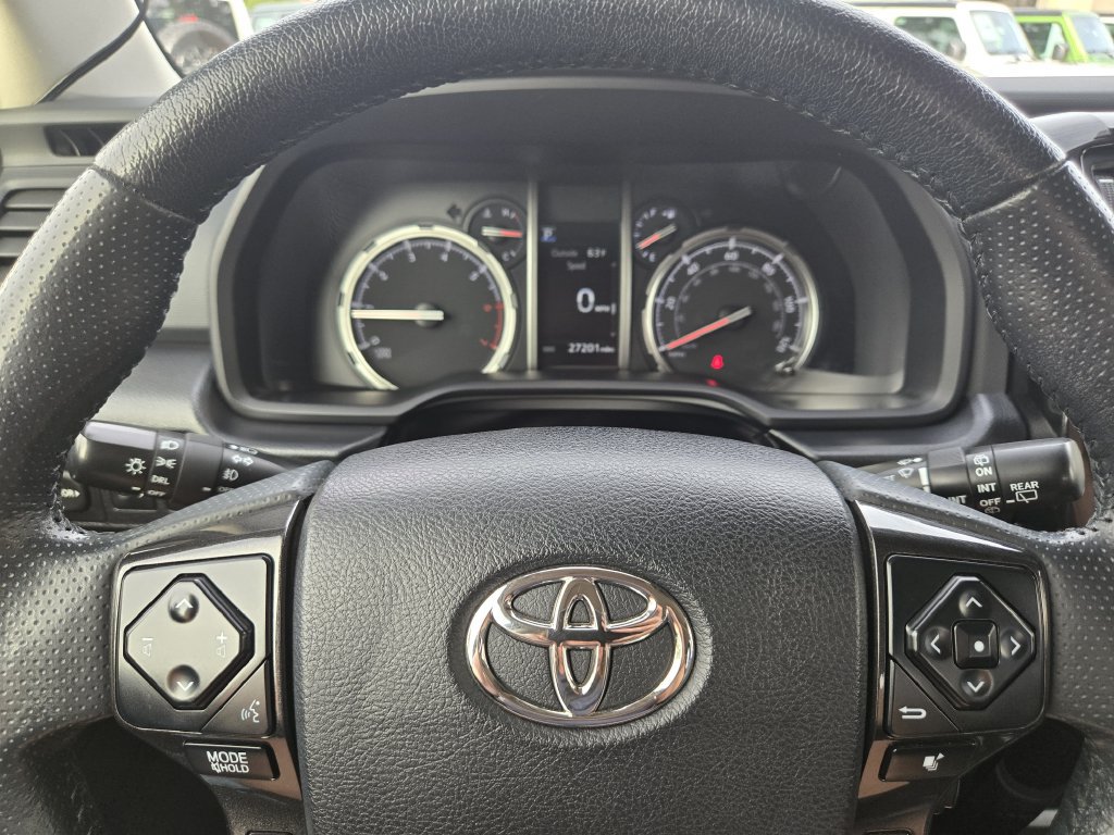 Used 2024 Toyota 4Runner TRD Off-Road Premium w/ Off Road Premium Plus Package AWD/4WD image 17