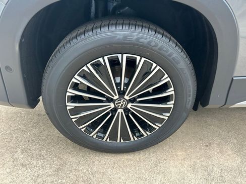 New 2026 Volkswagen Tiguan S FWD image 26