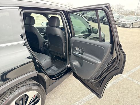 Used 2024 Mercedes-Benz GLB 250 image 20