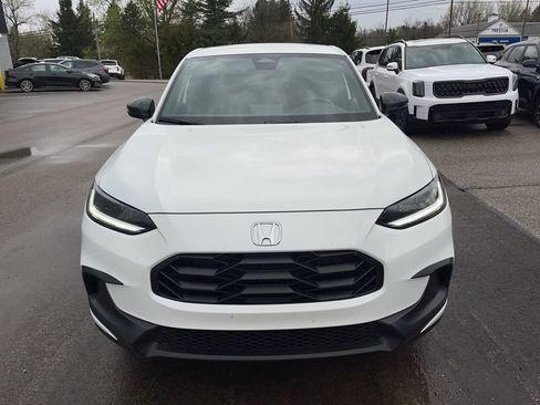 Used 2024 Honda HR-V Sport image 4