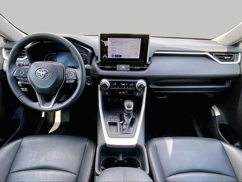 Used 2024 Toyota RAV4 XLE Premium FWD image 16