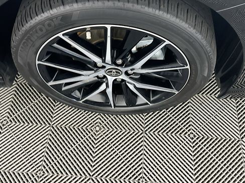 Used 2023 Toyota Camry SE image 11