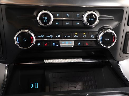 Used 2024 Ford F150 Lariat w/ Equipment Group 502A High AWD/4WD image 10