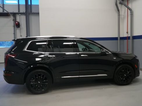 Certified 2024 Cadillac XT6 Luxury w/ LPO, Floor Liner Package AWD/4WD image 8