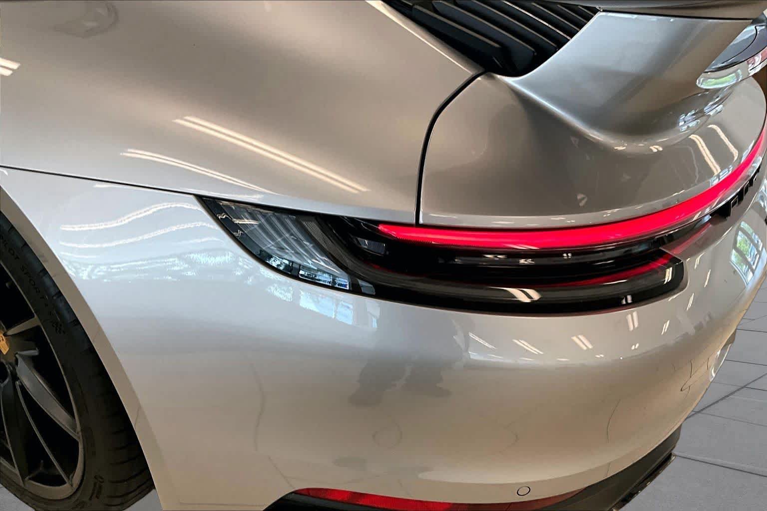 Used 2024 Porsche 911 Carrera T RWD image 27
