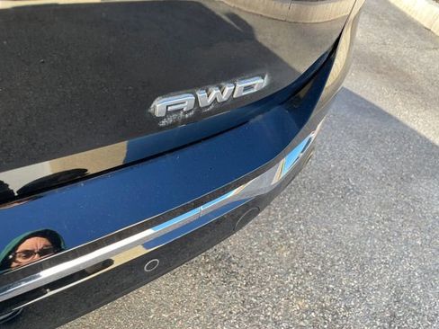 Used 2022 GMC Terrain Denali image 14