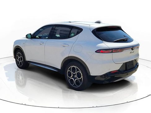 Used 2024 Alfa Romeo Tonale Ti w/ Active Assist Package AWD/4WD image 3