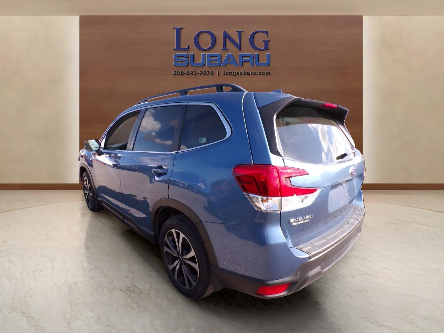 Used 2022 Subaru Forester Limited AWD/4WD image 2