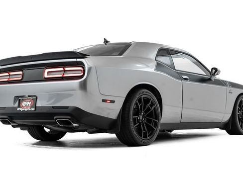 Used 2018 Dodge Challenger T/A image 4