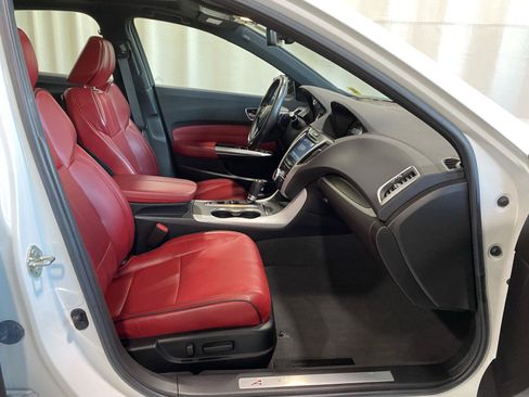 Used 2020 Acura TLX w/ A-SPEC Pkg FWD image 11