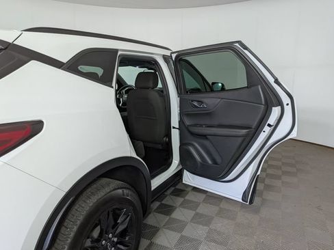 Used 2021 Chevrolet Blazer LT FWD image 34