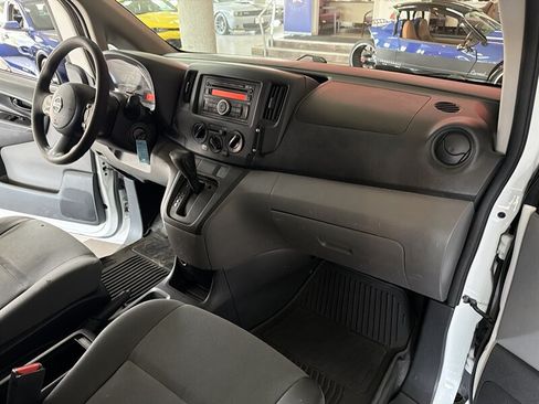 Used 2015 Nissan NV200 S w/ Cruise Control Package FWD image 19