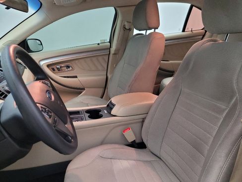 Used 2016 Ford Taurus SE image 17