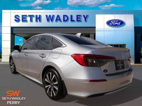 Used 2022 Honda Civic EX image 7