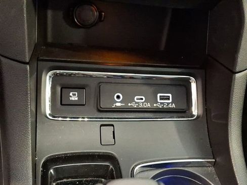 Used 2025 Subaru Ascent Bronze Edition image 26