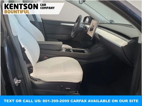 Used 2023 Tesla Model Y Performance image 6
