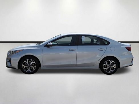 Used 2020 Kia Forte LXS FWD image 8