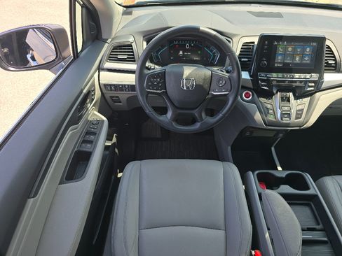 Used 2024 Honda Odyssey EX-L image 21