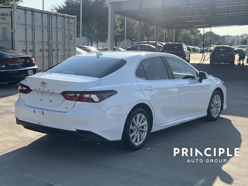 Used 2023 Toyota Camry LE FWD image 11