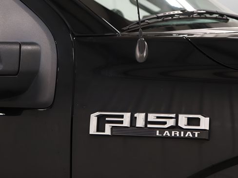 Used 2017 Ford F150 Lariat w/ Equipment Group 501A Mid AWD/4WD image 34