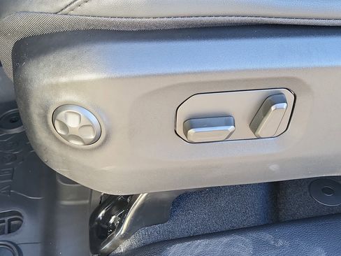 New 2026 Jeep Gladiator Rubicon w/ Safety Group image 19