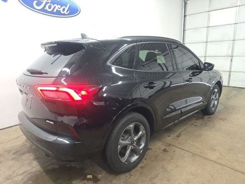 Certified 2024 Ford Escape ST-Line w/ Tech Pack #1 AWD/4WD image 10