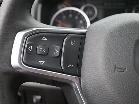 Used 2025 RAM 2500 Big Horn AWD/4WD image 29