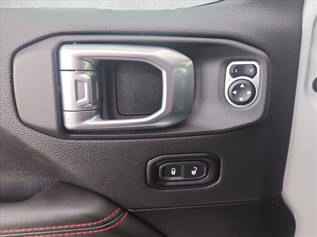 Used 2024 Jeep Wrangler Unlimited Rubicon w/ Technology Group AWD/4WD image 24