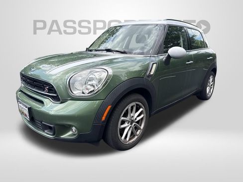 Used 2016 MINI Cooper Countryman S FWD image 3