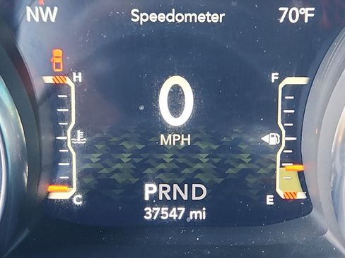 Used 2021 Jeep Gladiator Rubicon w/ Cold Weather Group image 12