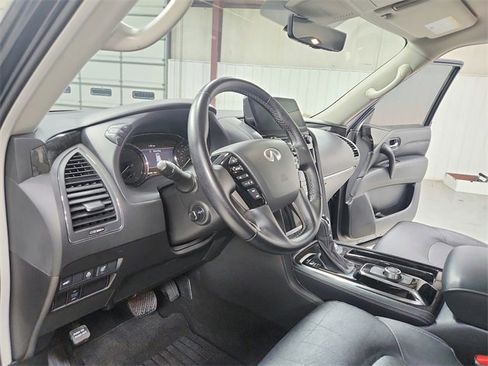 Used 2024 INFINITI QX80 Luxe image 18